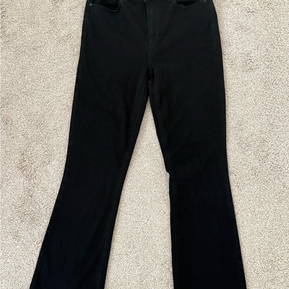 PAIGE Jet Black Denim Claudine Black Jeans High Rise ankle bootcut size 28